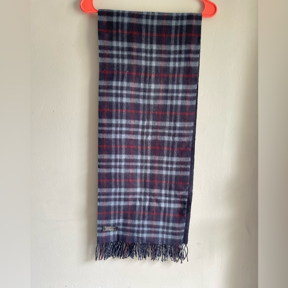 Authentic Burberrys vintage nova check cashmere scarf (p992) - Picture 1 of 6